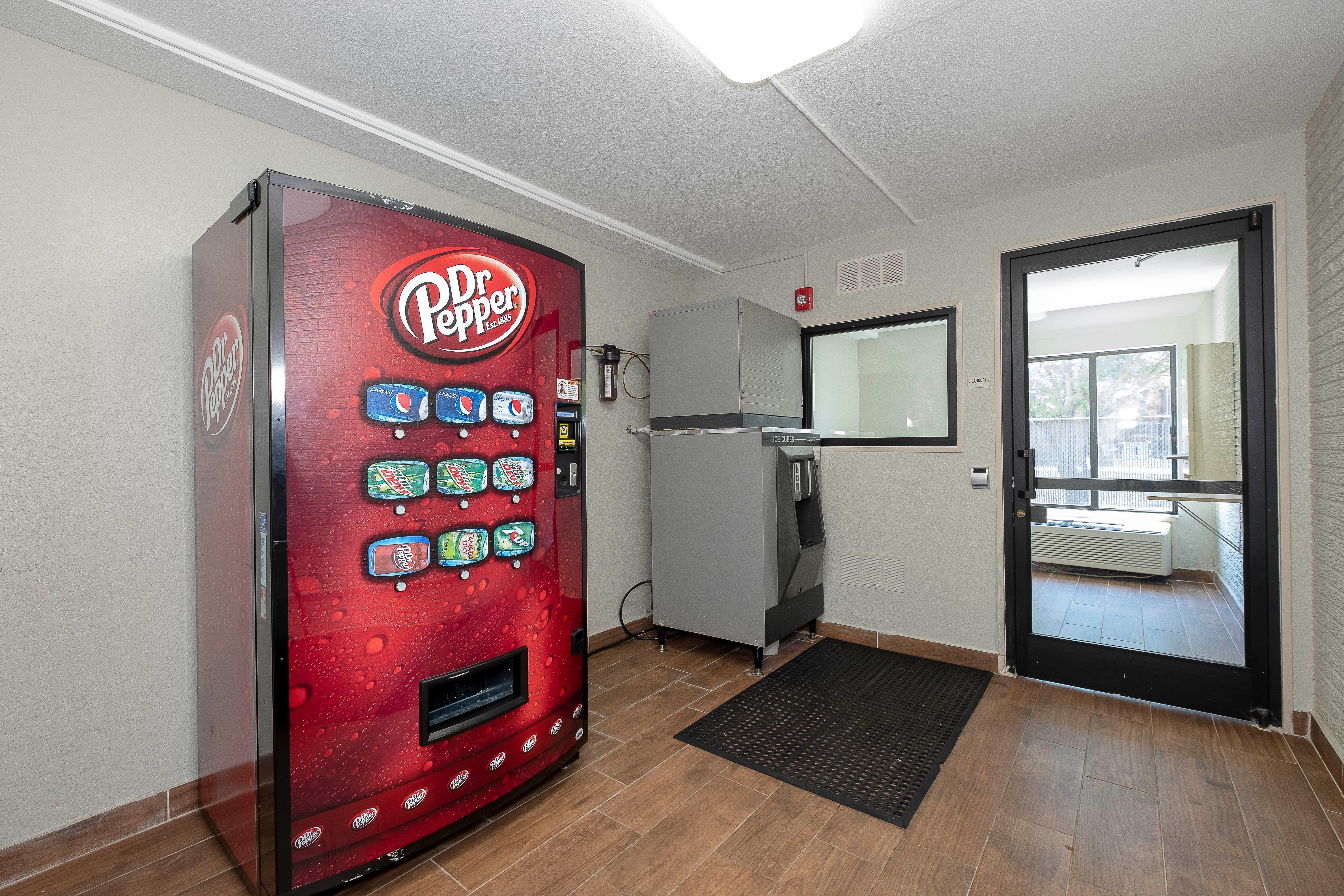 Red Roof Inn Roanoke Rapids Esterno foto